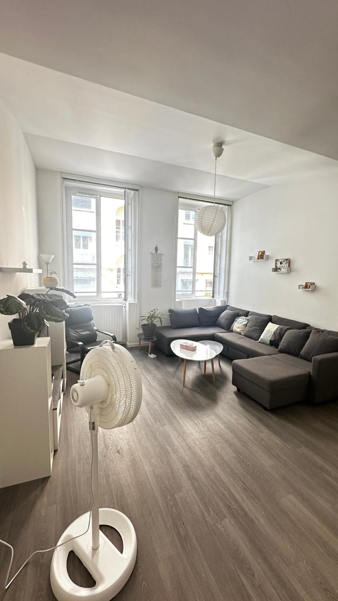 Solo Apartment Лион Екстериор снимка