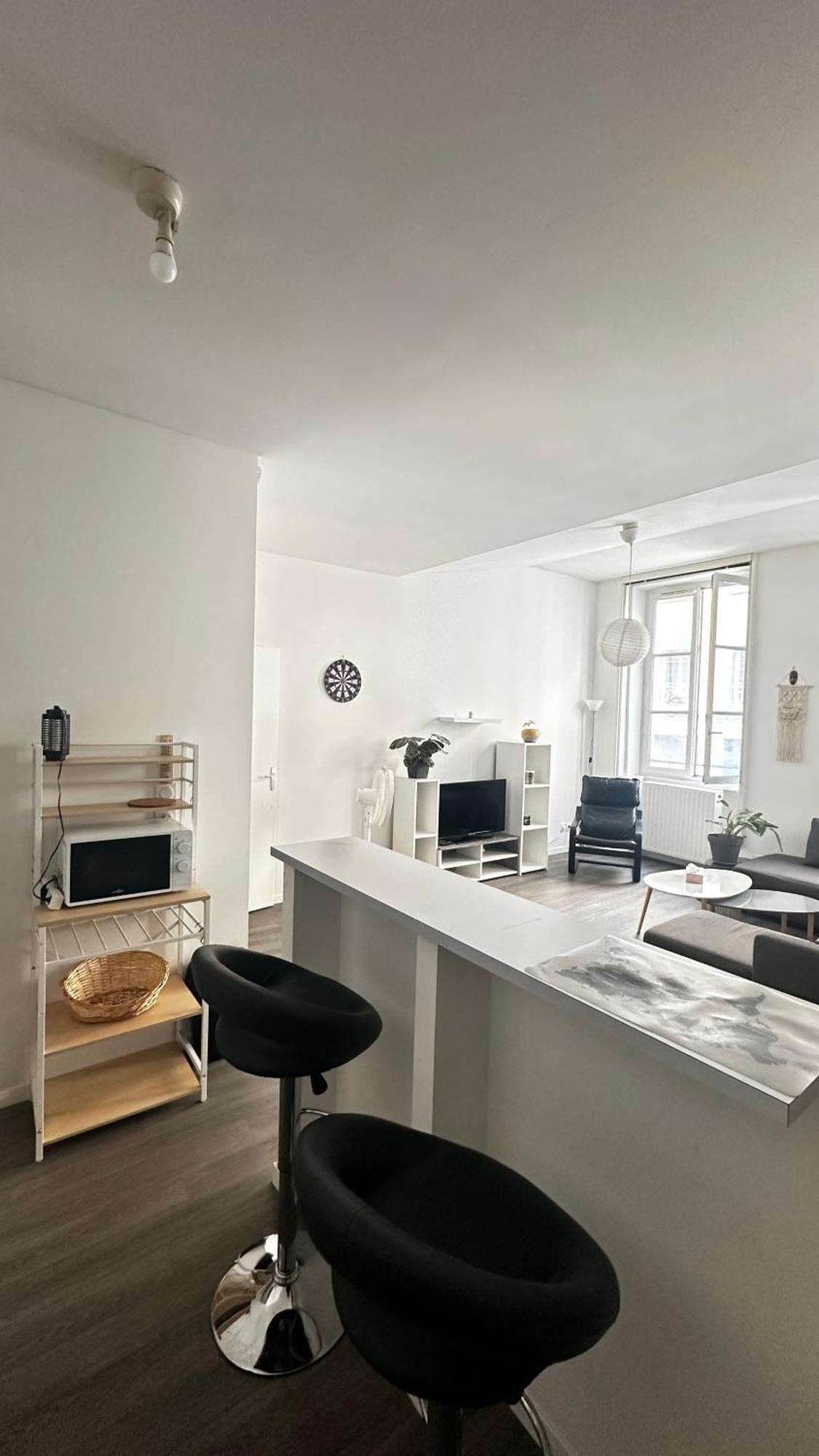 Solo Apartment Лион Екстериор снимка