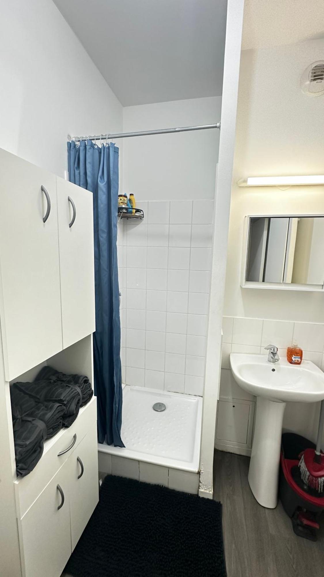 Solo Apartment Лион Екстериор снимка